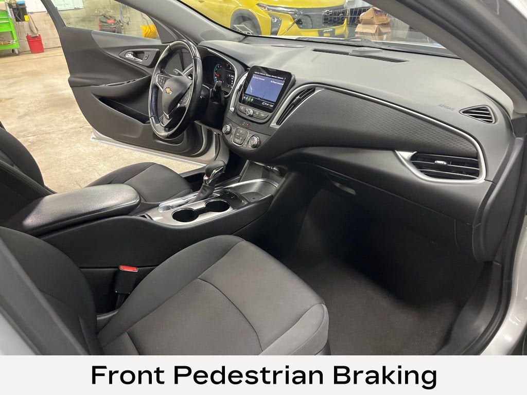 2021 Chevrolet Malibu RS