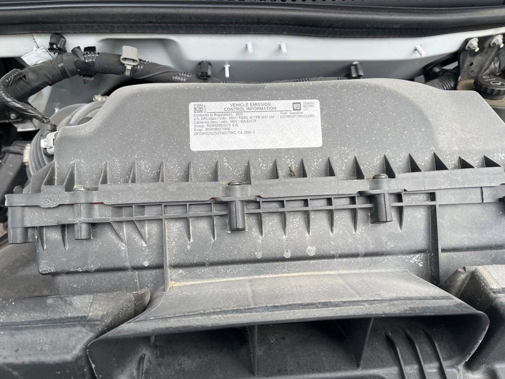 2024 Chevrolet Express Cargo 2500 WT