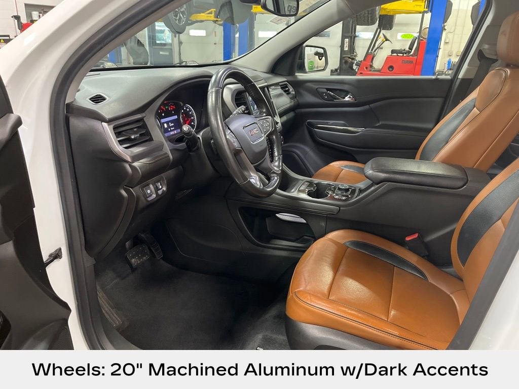 2020 GMC Acadia AT4