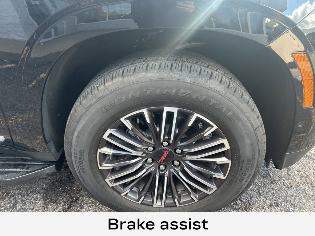 2025 GMC Yukon Elevation