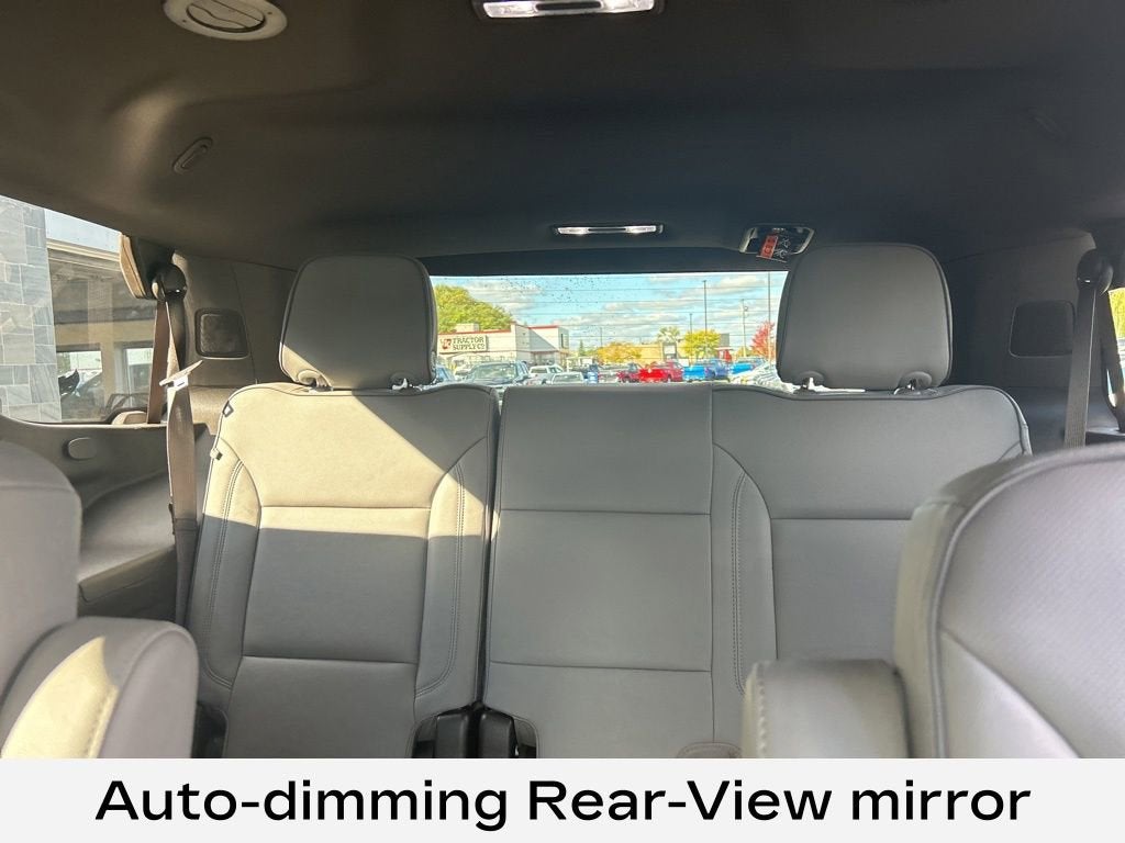 2025 GMC Yukon Elevation