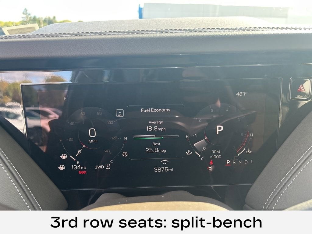 2025 GMC Yukon Elevation