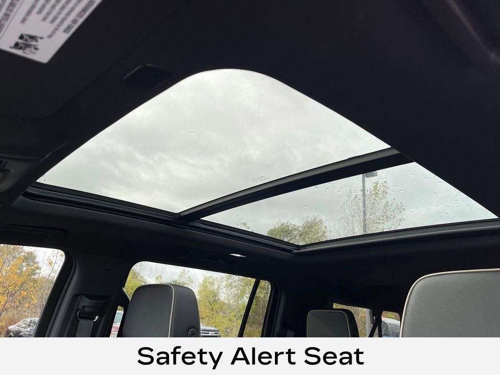 2024 GMC Yukon XL SLT