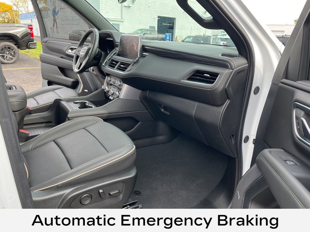 2024 GMC Yukon XL SLT