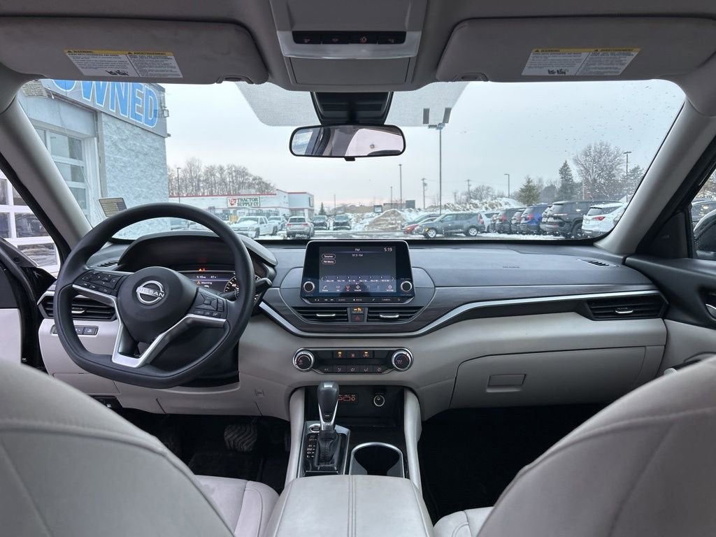 2023 Nissan Altima 2.5 SV