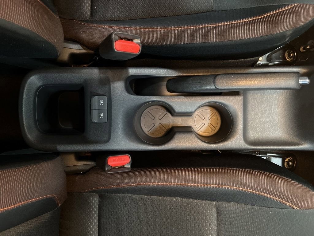 2020 Nissan Versa SR