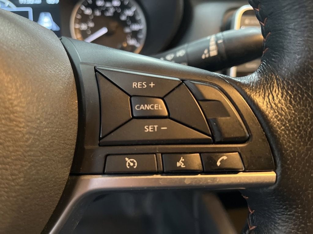 2020 Nissan Versa SR