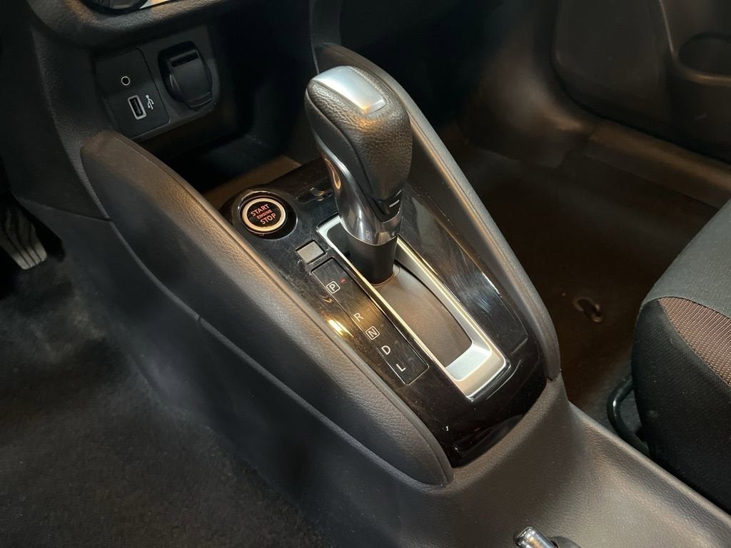 2020 Nissan Versa SR