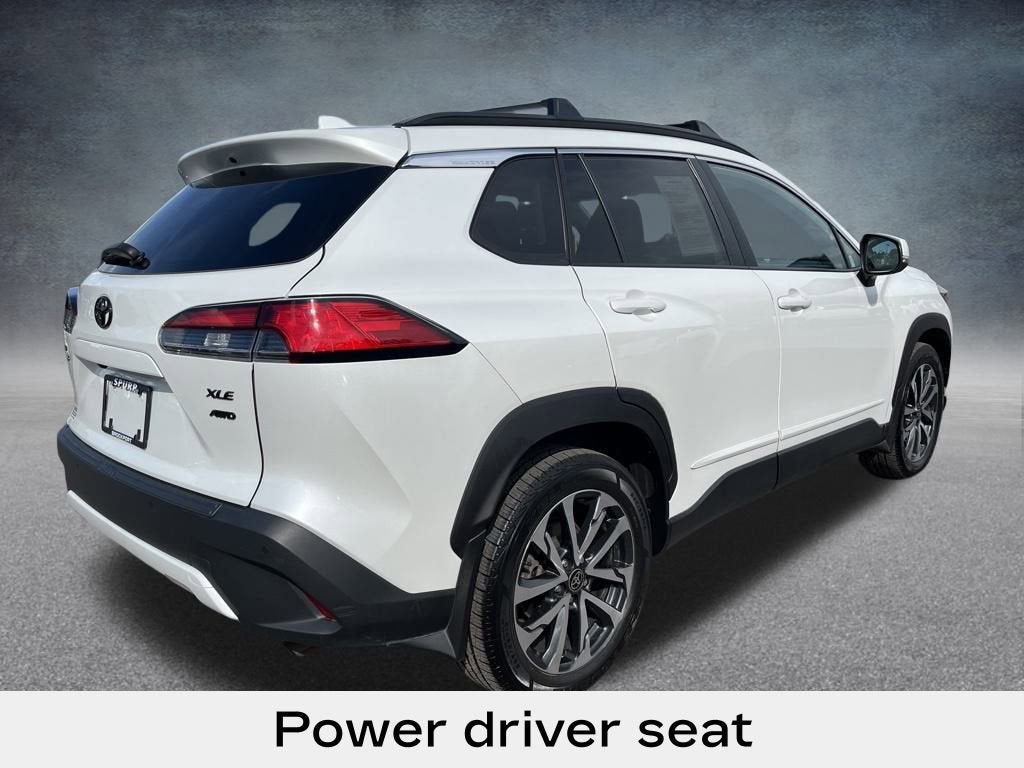 2022 Toyota Corolla Cross XLE