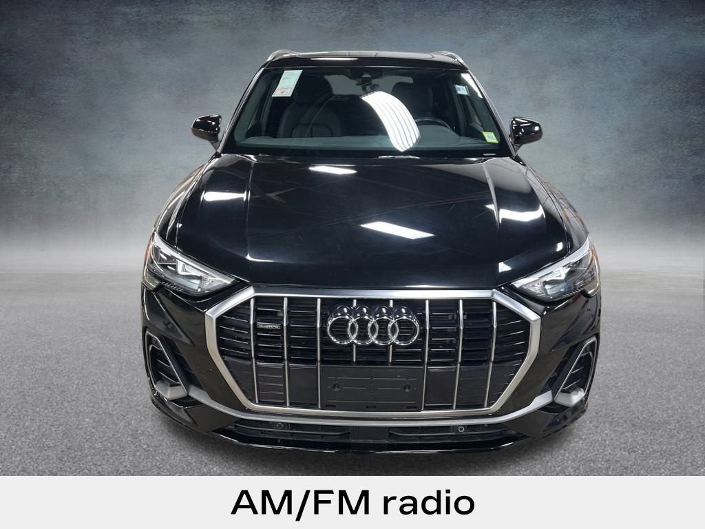 2022 Audi Q3 S line Premium