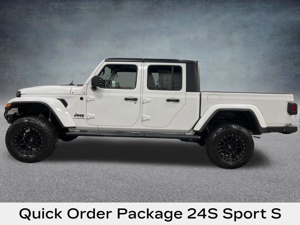 2022 Jeep Gladiator Sport S