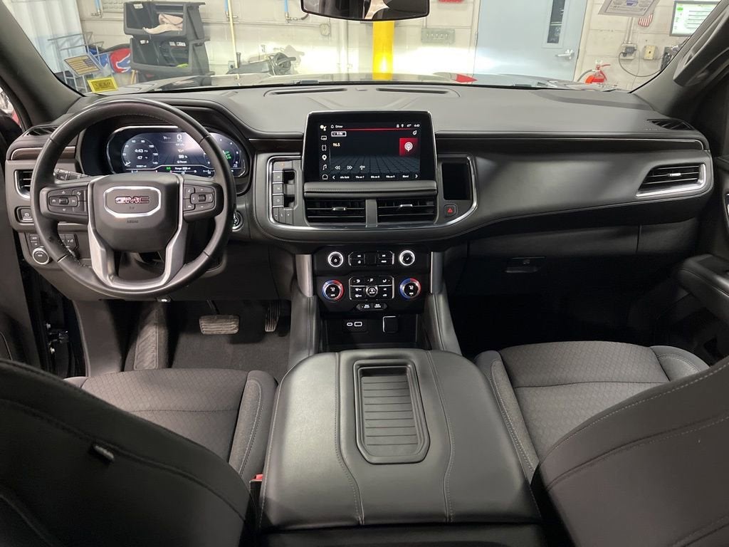 2024 GMC Yukon XL SLE