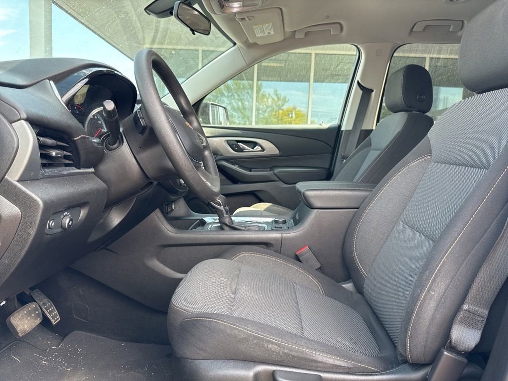 2021 Chevrolet Traverse LS