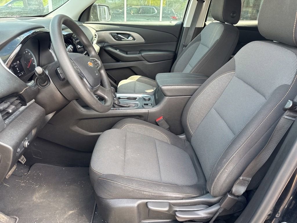 2021 Chevrolet Traverse LS