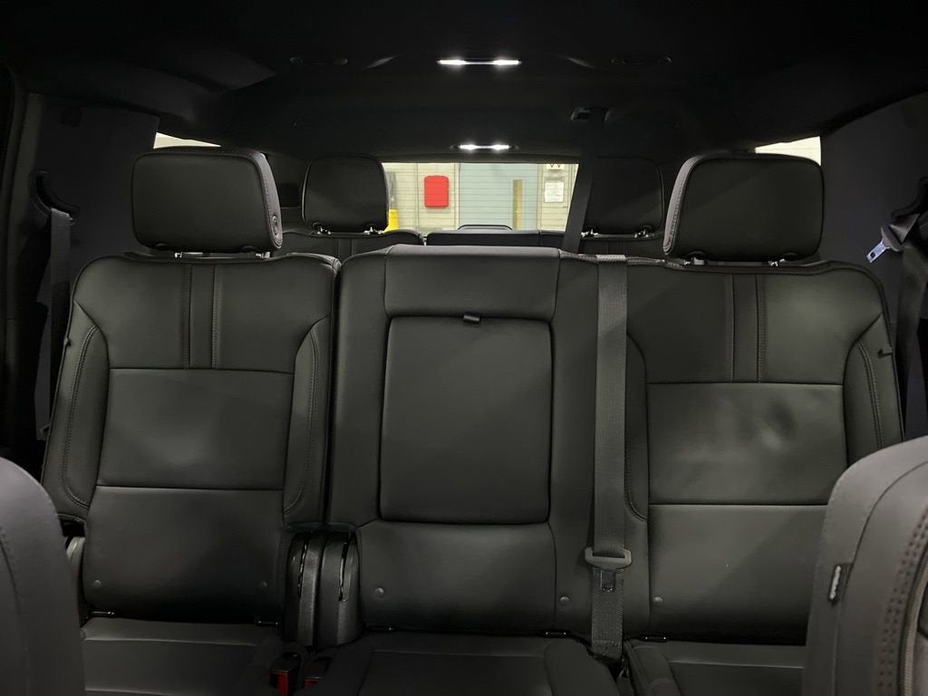 2024 Chevrolet Suburban RST