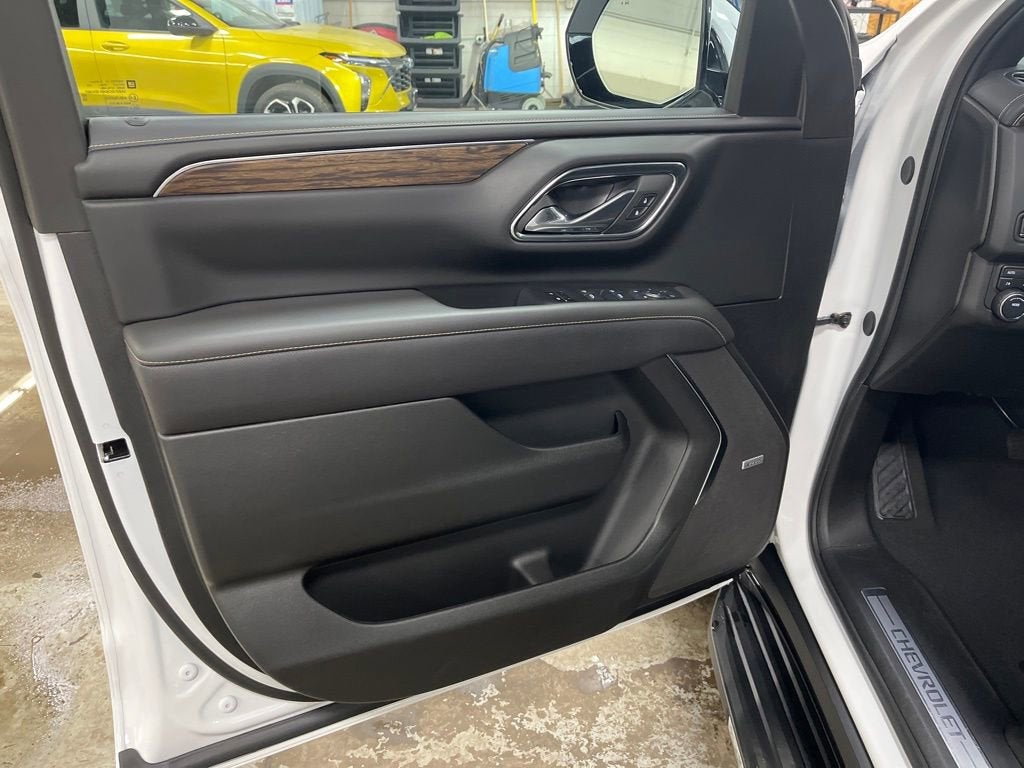 2024 Chevrolet Suburban Premier