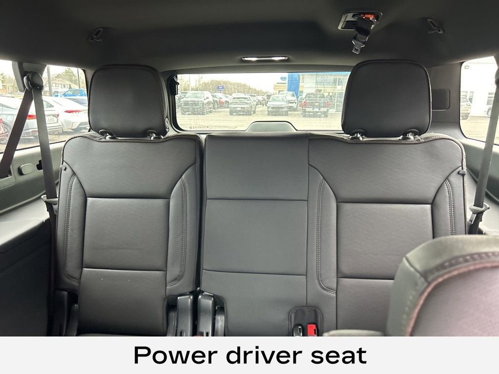 2023 Chevrolet Suburban High Country