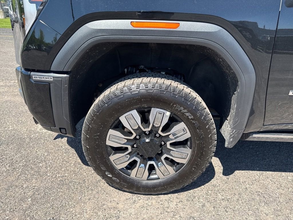 2025 GMC Sierra 2500 HD Denali