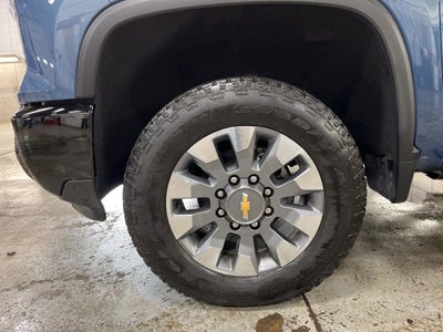 2024 Chevrolet Silverado 2500 HD Custom