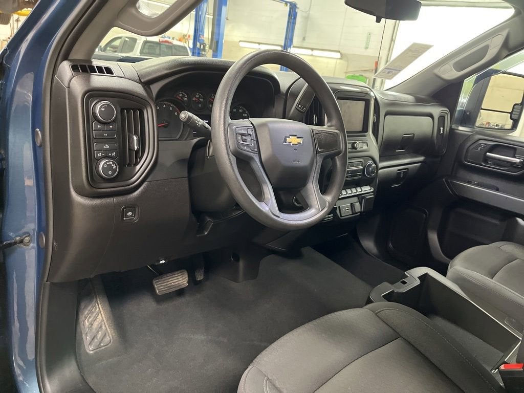 2024 Chevrolet Silverado 2500 HD Custom