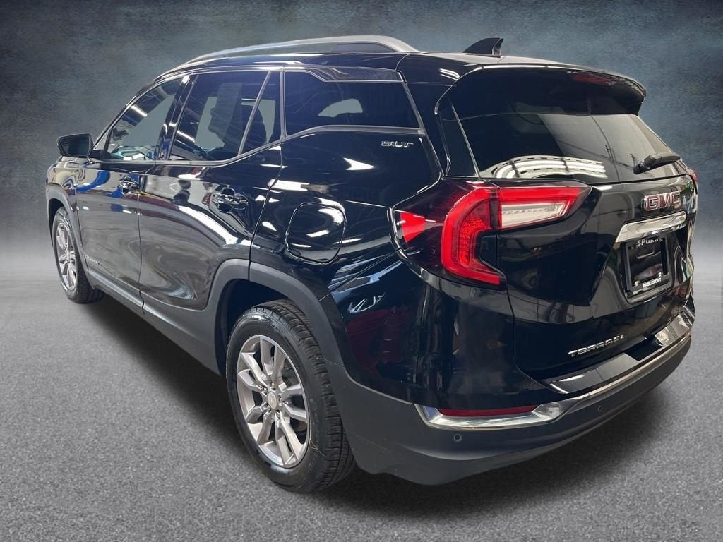 2022 GMC Terrain SLT