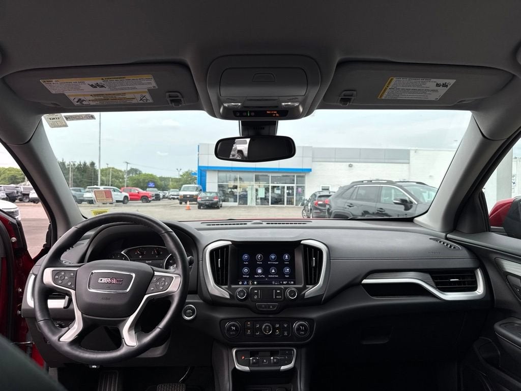 2024 GMC Terrain SLT