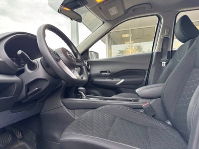 2022 Nissan Kicks SV