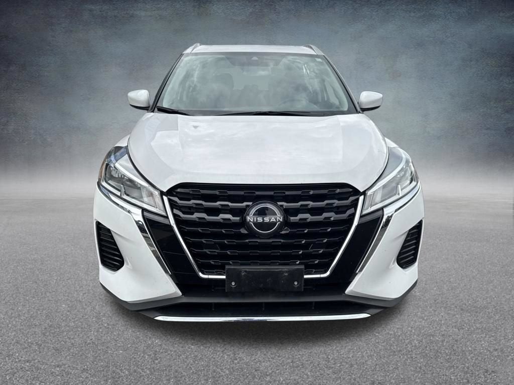 2022 Nissan Kicks SV