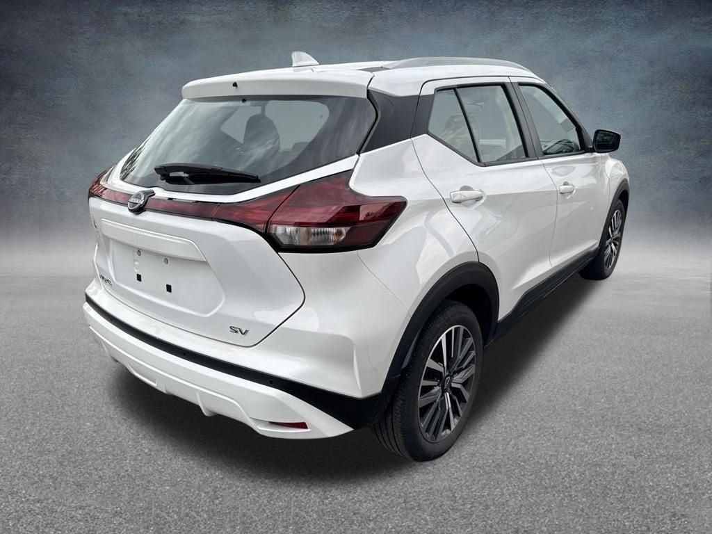2022 Nissan Kicks SV