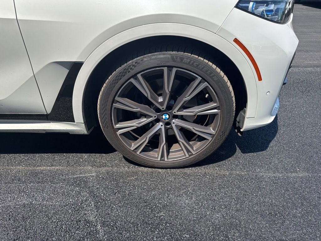2021 BMW X7 M50i