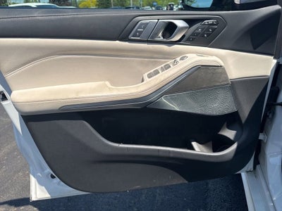2021 BMW X7 M50i