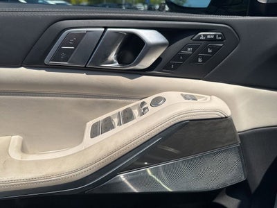 2021 BMW X7 M50i