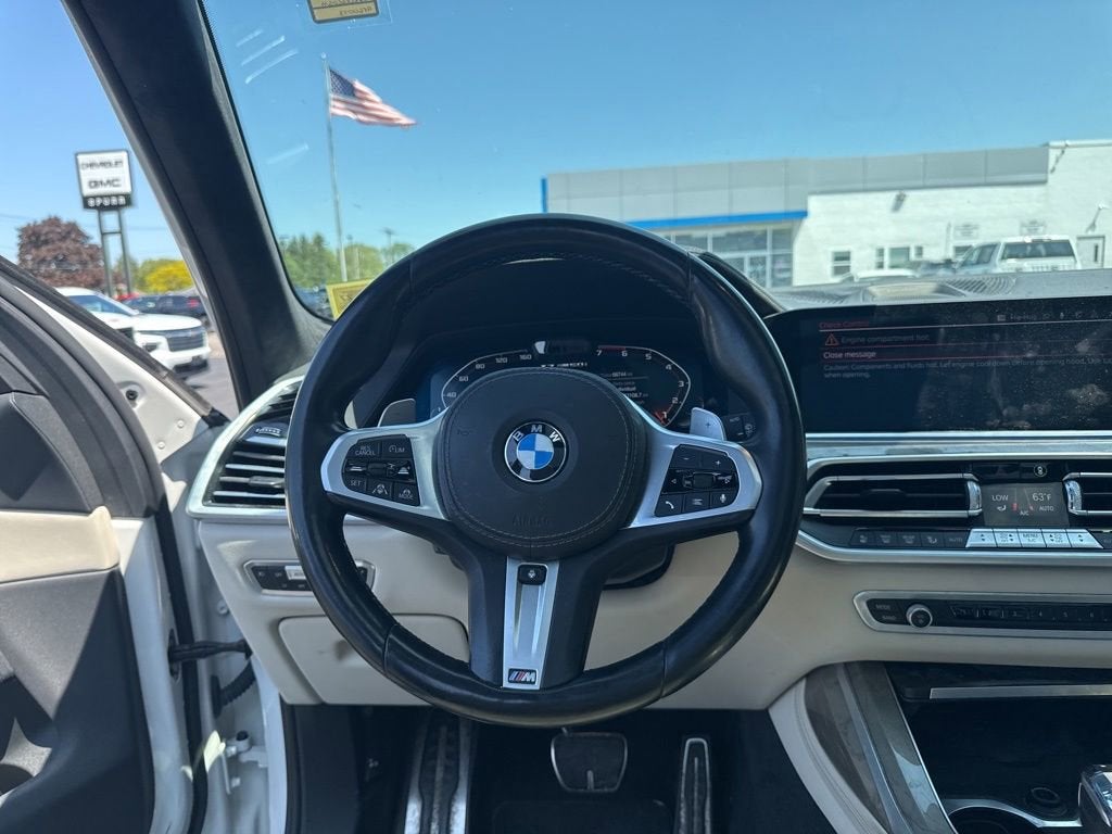 2021 BMW X7 M50i