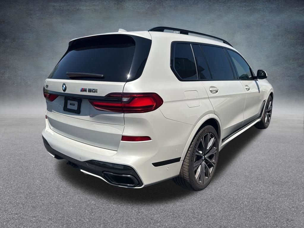 2021 BMW X7 M50i