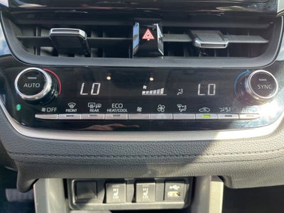 2022 Toyota Corolla Cross XLE