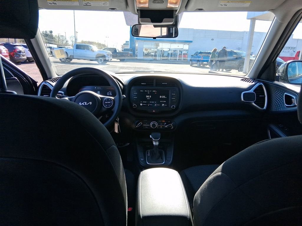 2025 Kia Soul LX